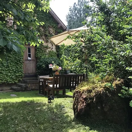 Former Parish And Schoolhouse Apartamento Windstein